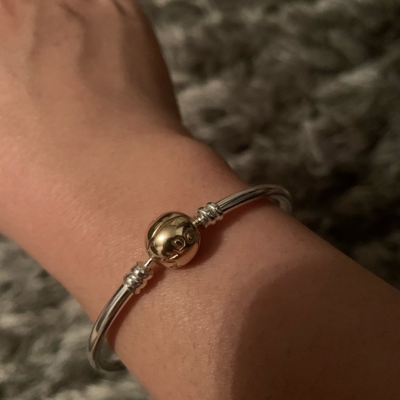 Authentic Pandora Bangle Moment Silver and 14k gold, Size 17 - 6.7 - Picture 4 of 5